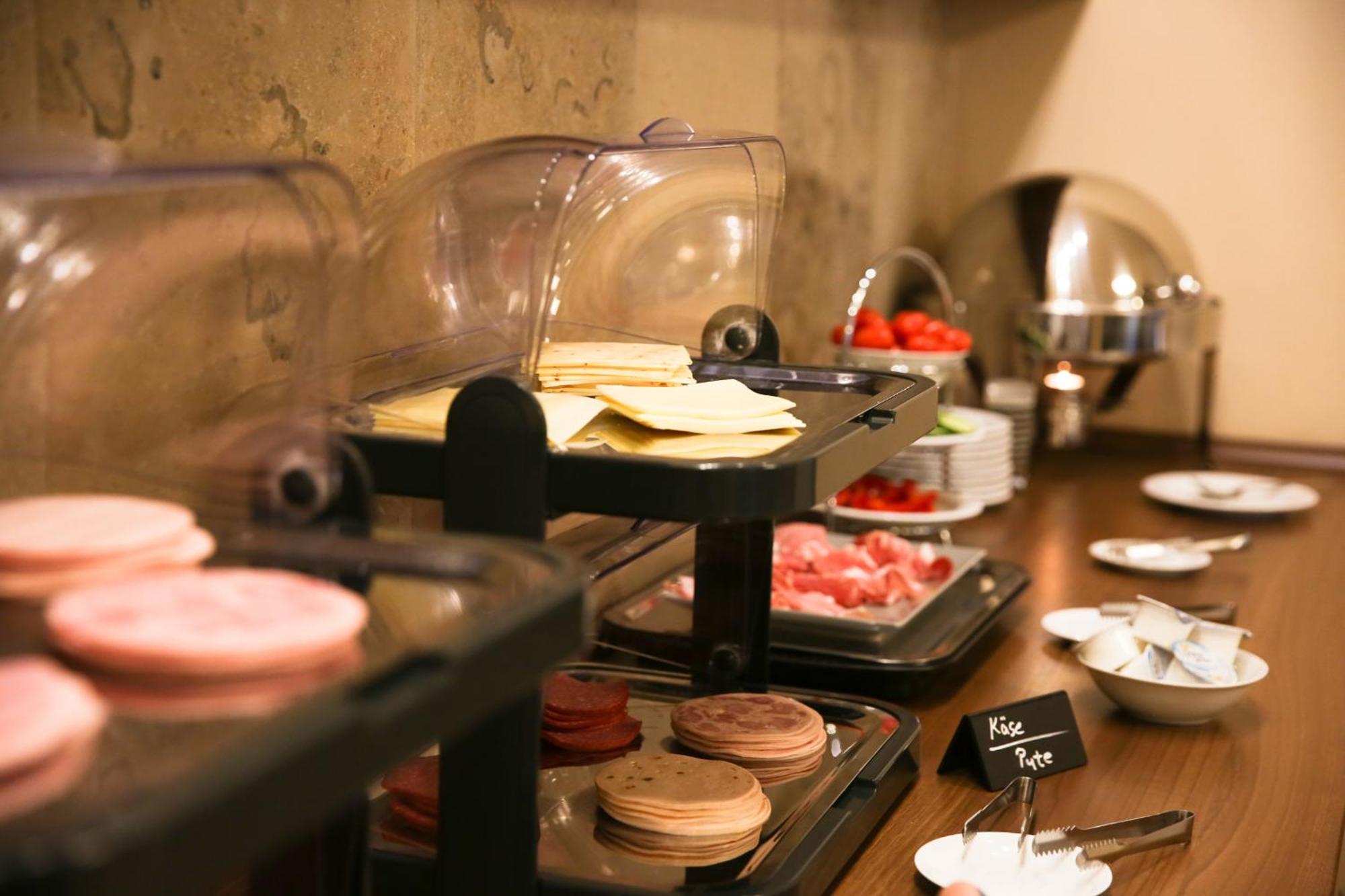 Auwald Hotel Ingolstadt Ngoại thất bức ảnh