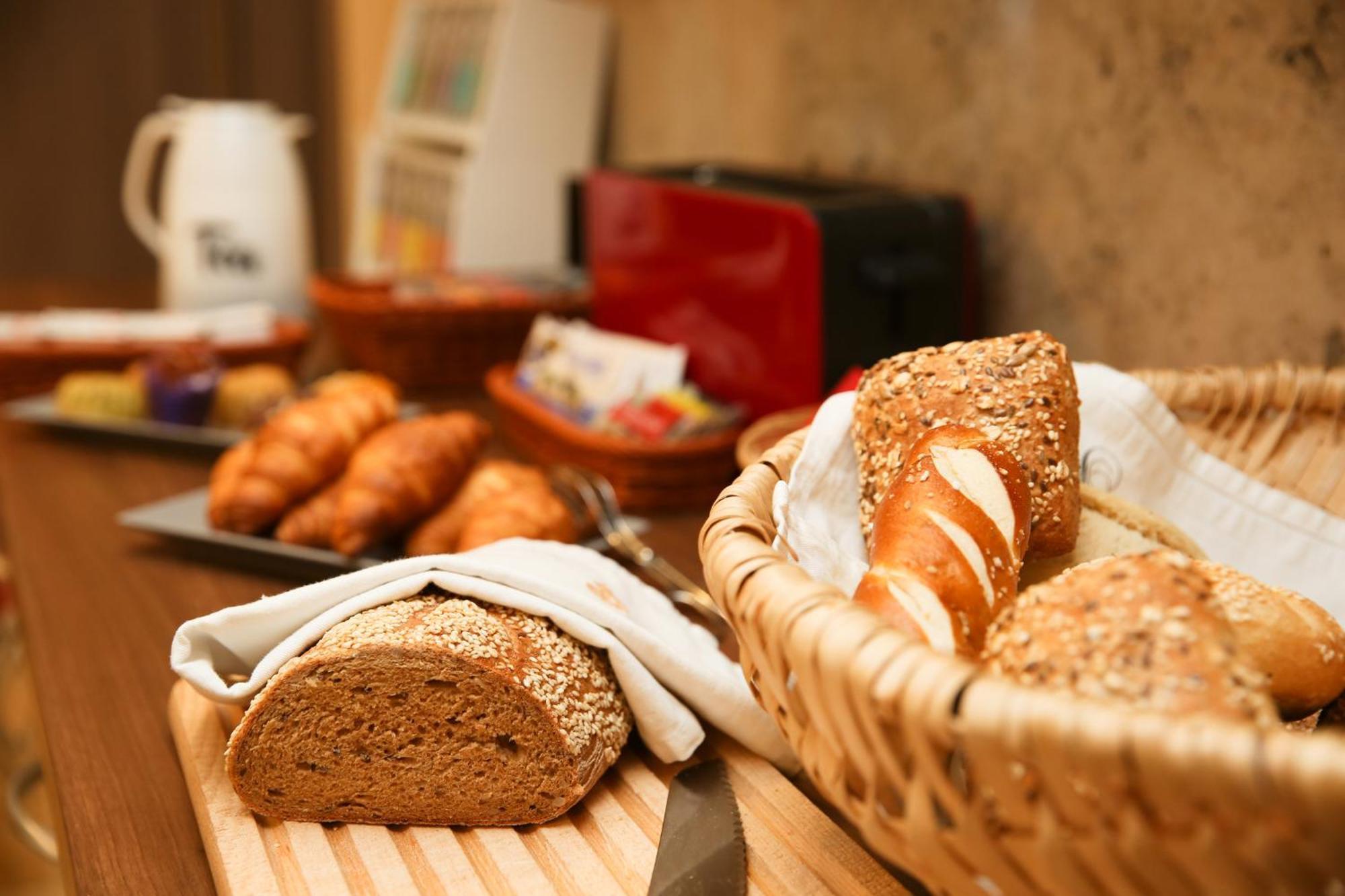 Auwald Hotel Ingolstadt Ngoại thất bức ảnh