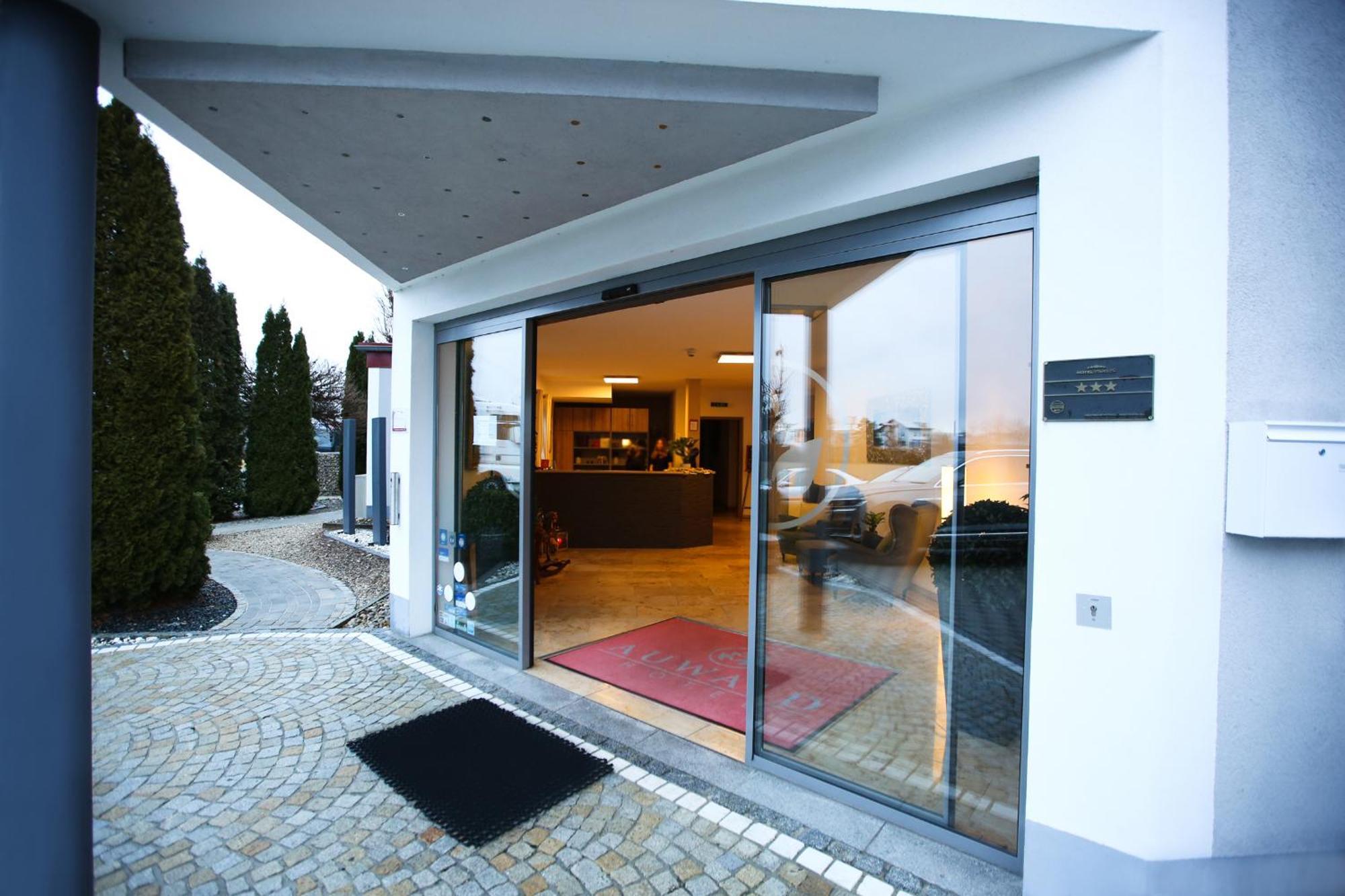Auwald Hotel Ingolstadt Ngoại thất bức ảnh